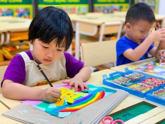 In hình tô màu cho bé tập tô